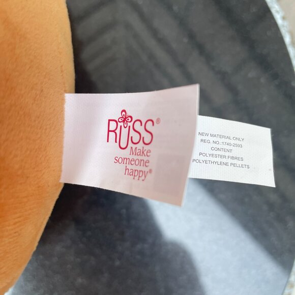 Russ Donut Butt Plush Make Someone Happy I Love You Hole Lot Tik Tok Viral - Picture 5 of 6